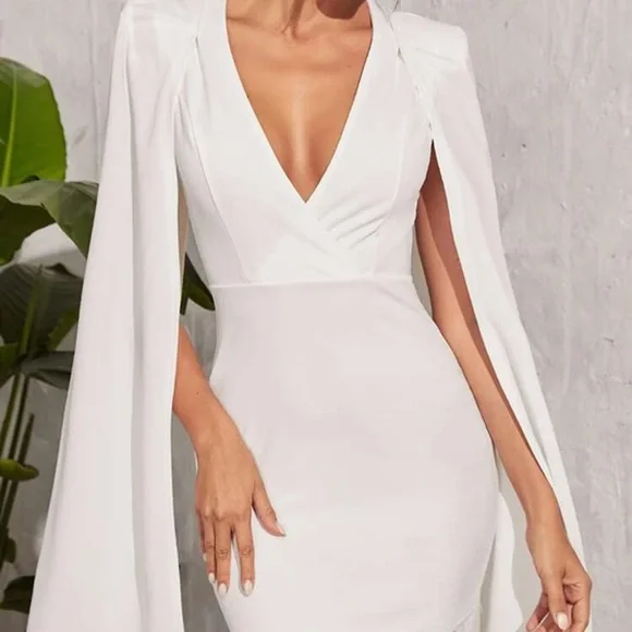 Cape cloak sleeve v neck fitted dress minimalist glam black - Picture 8 of 8